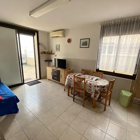 Apartmán 3 Pieces Avec Parking Et Climatisation - Fr-1-837-93