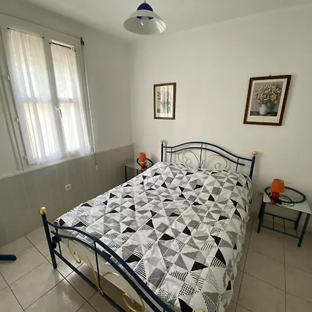 3 Pieces Avec Parking Et Climatisation - Fr-1-837-93 Apartmán