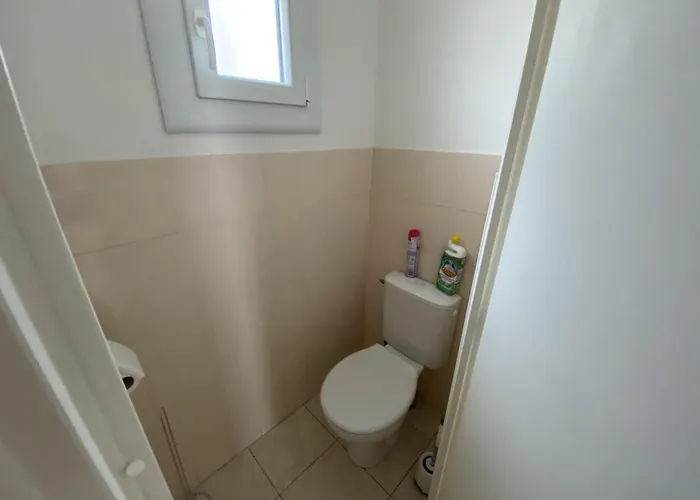 3 Pieces Avec Parking Et Climatisation - Fr-1-837-93 Apartment *